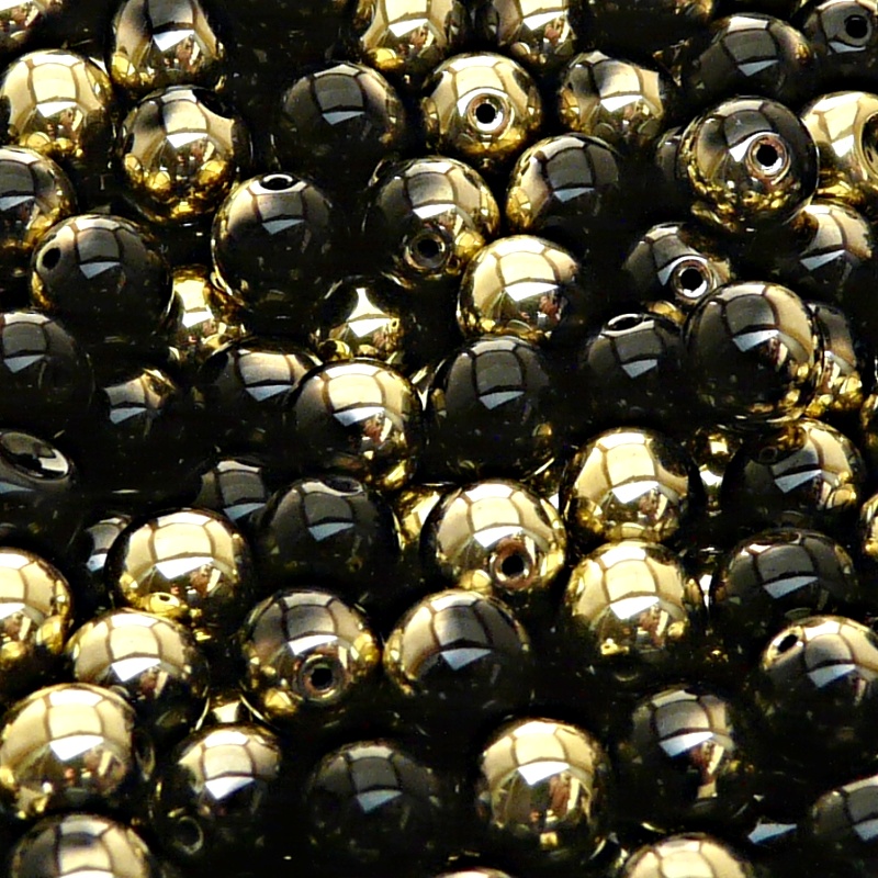 25pcs Czech Pressed Glass Round Beads 8mm Jet Amber